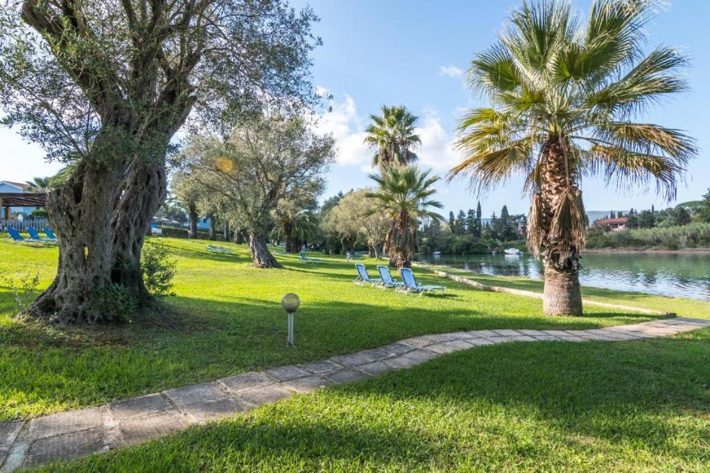 Palm Tree Corfu Apt. Danilia Exterior photo